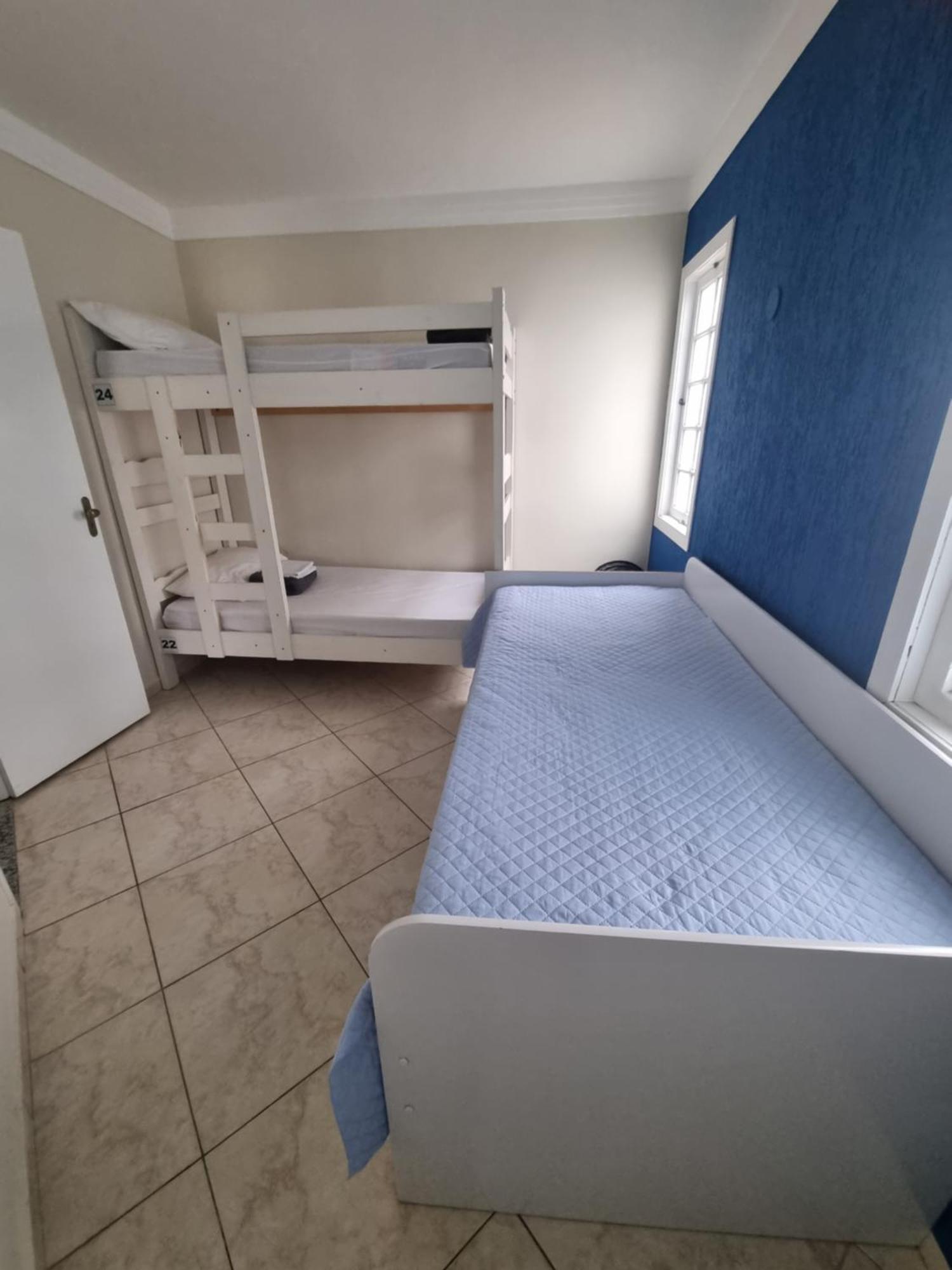 Zenit Hostel Da Cris 卡波布里奥 外观 照片