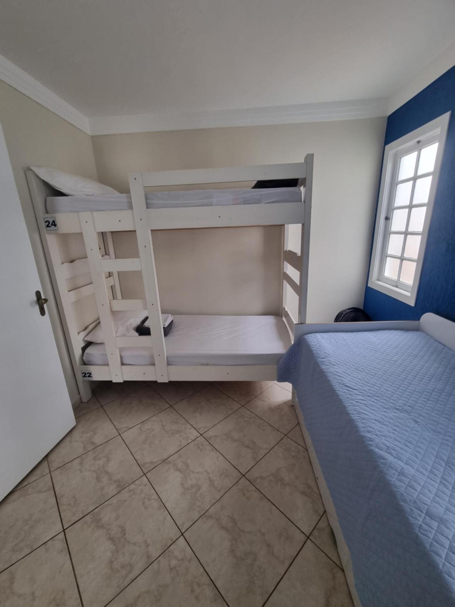 Zenit Hostel Da Cris 卡波布里奥 外观 照片